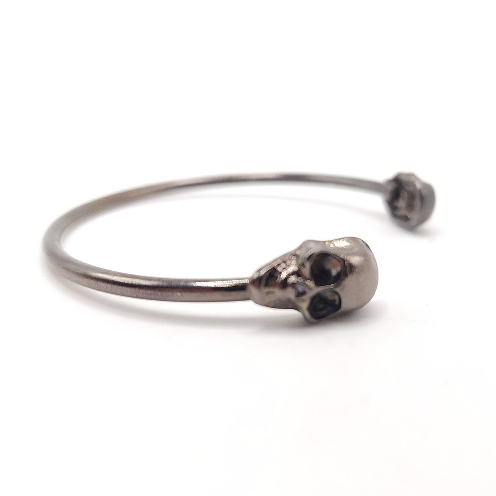 Silver Tone Twin Skull Open Cuff Bracelet Gothic Punk Design 7 Inch